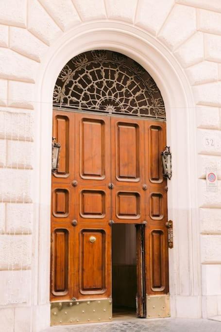 Domus Quirinale Apartment โรม ภายนอก รูปภาพ